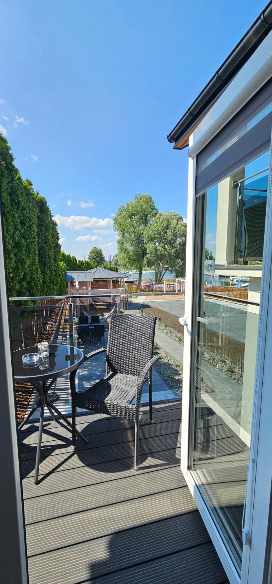 Bialy Port Hotel Rajgrod Bagian luar foto